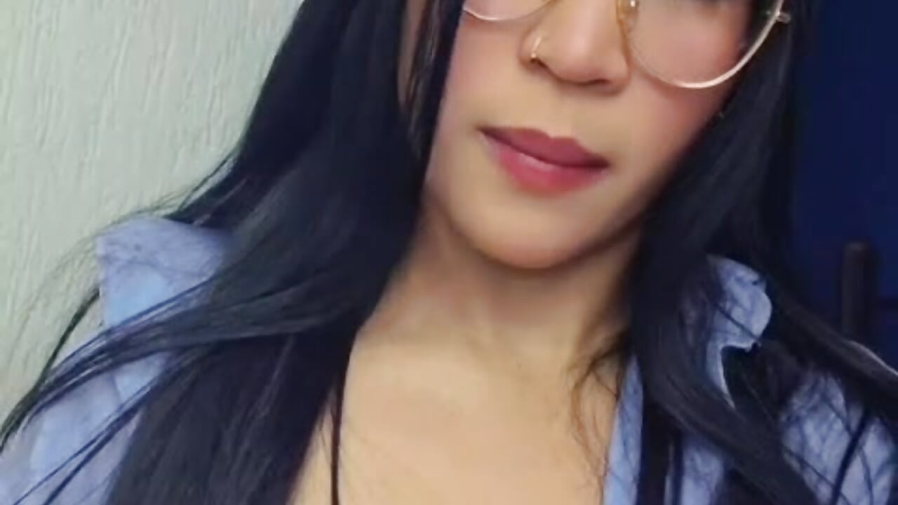 one sexy girl - video di alisoom_ modella di cam