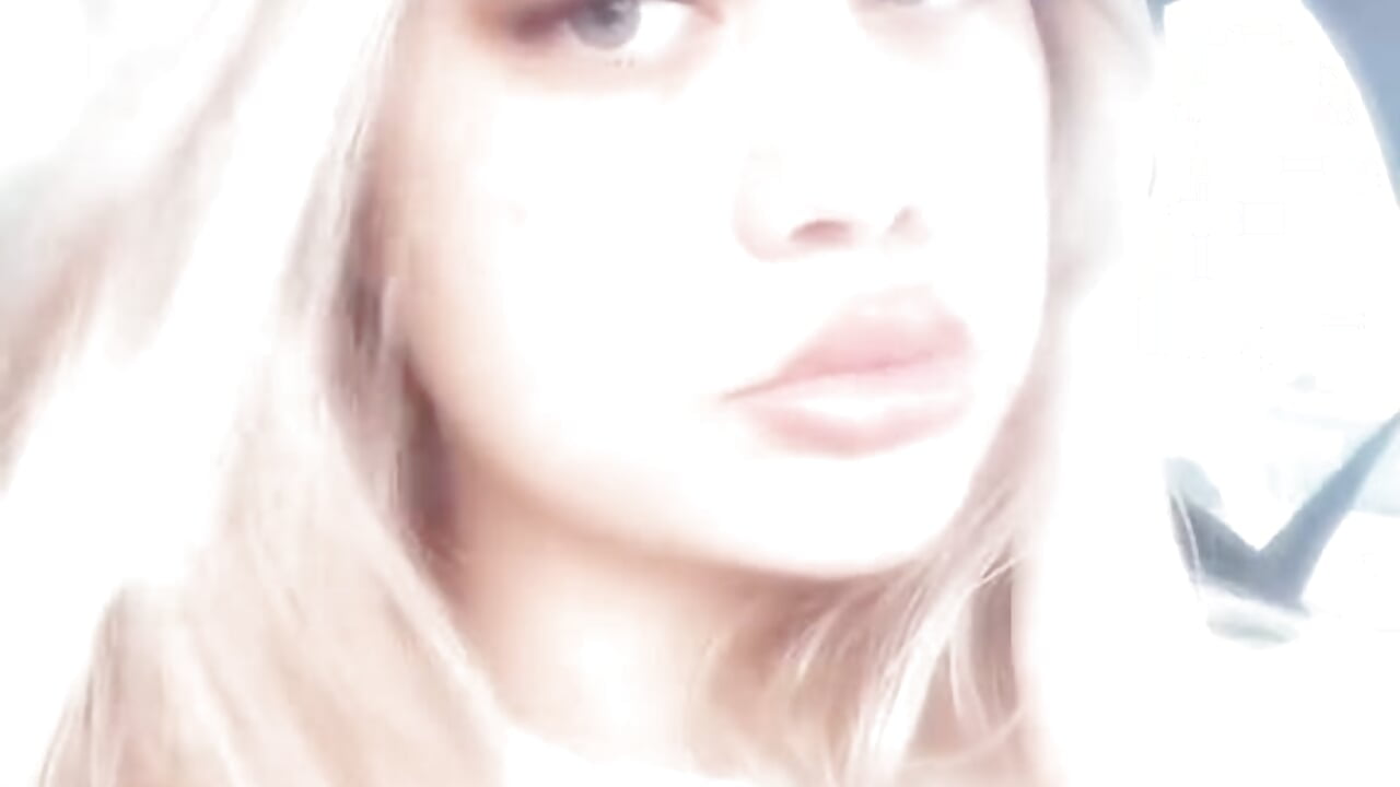 blondie 💝 - video by pinkstarburstt cam model