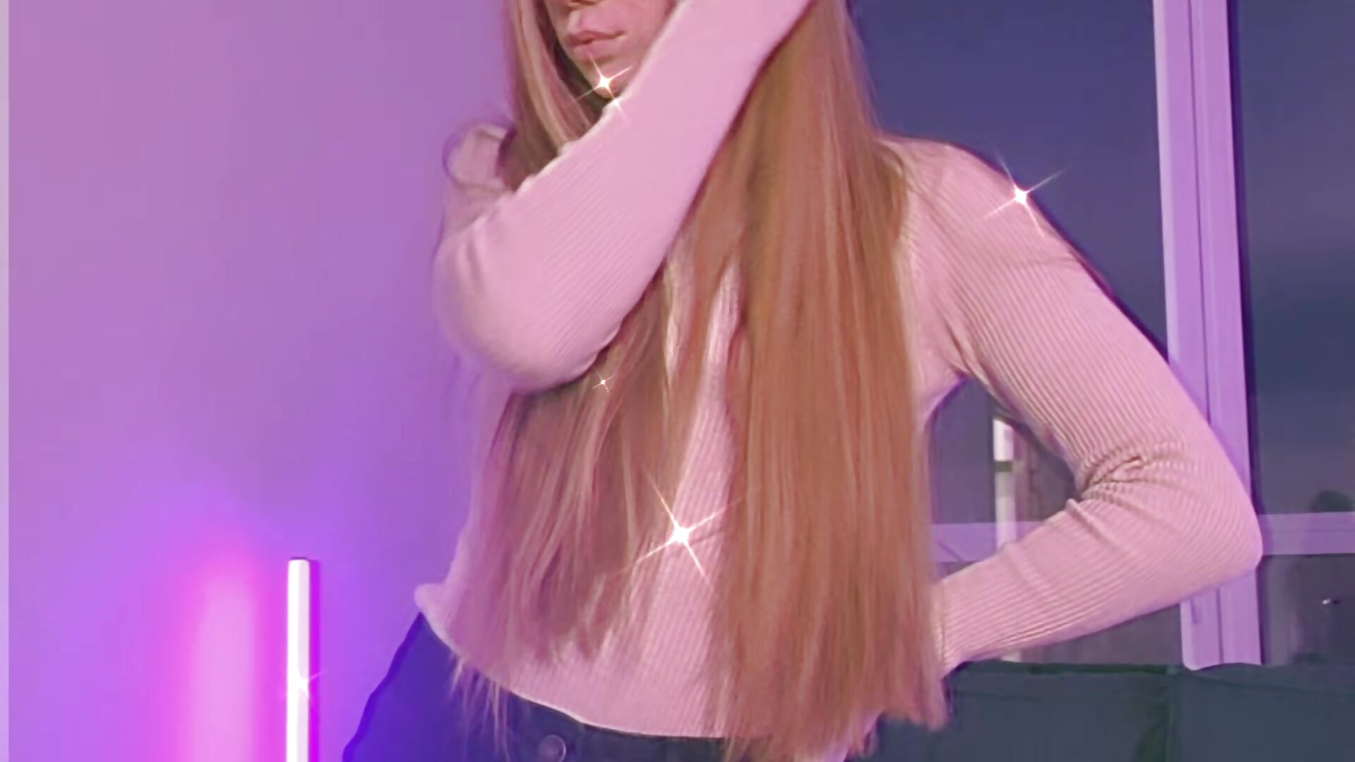 Hey💜 - video by AnnaArti cam model