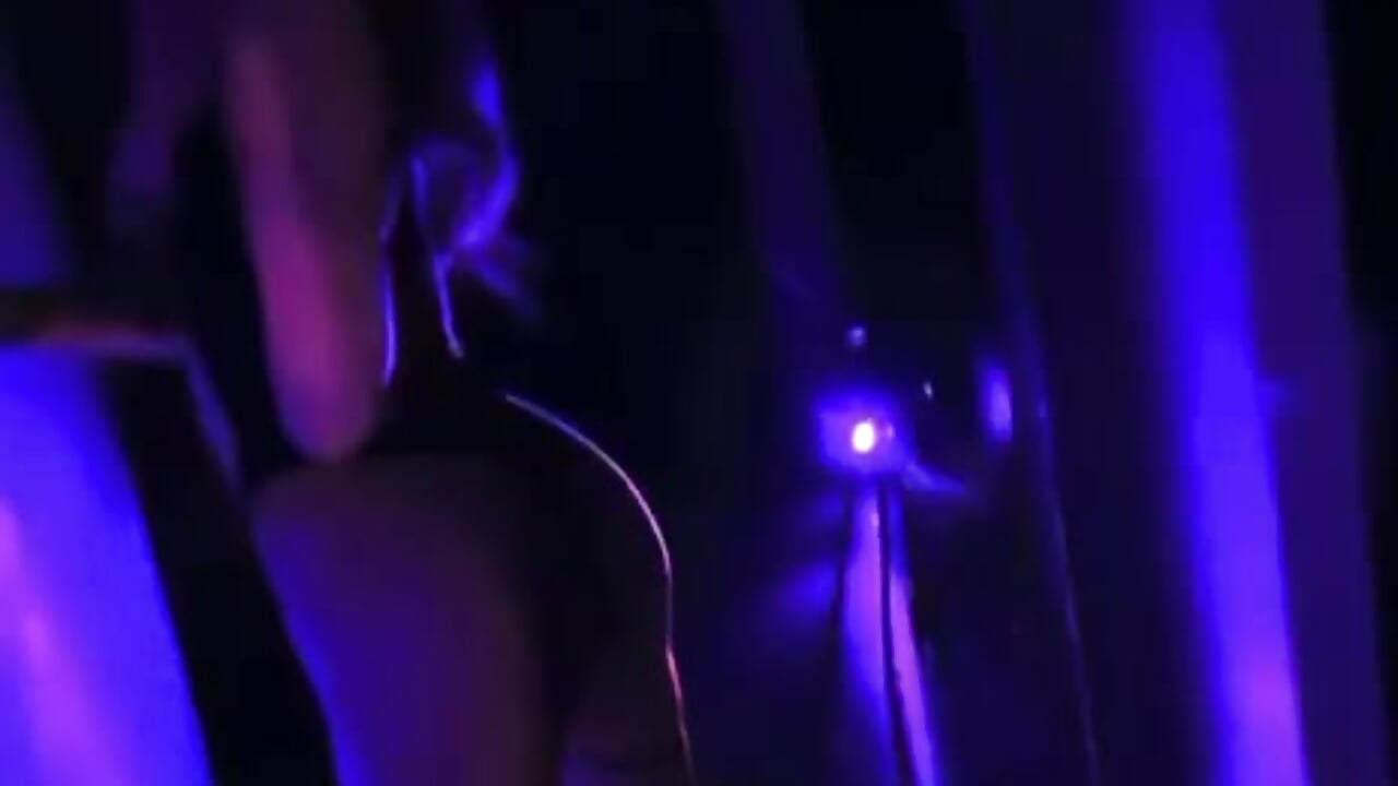 Hot me 🔥🥵 – video af BlondyLi cam-model