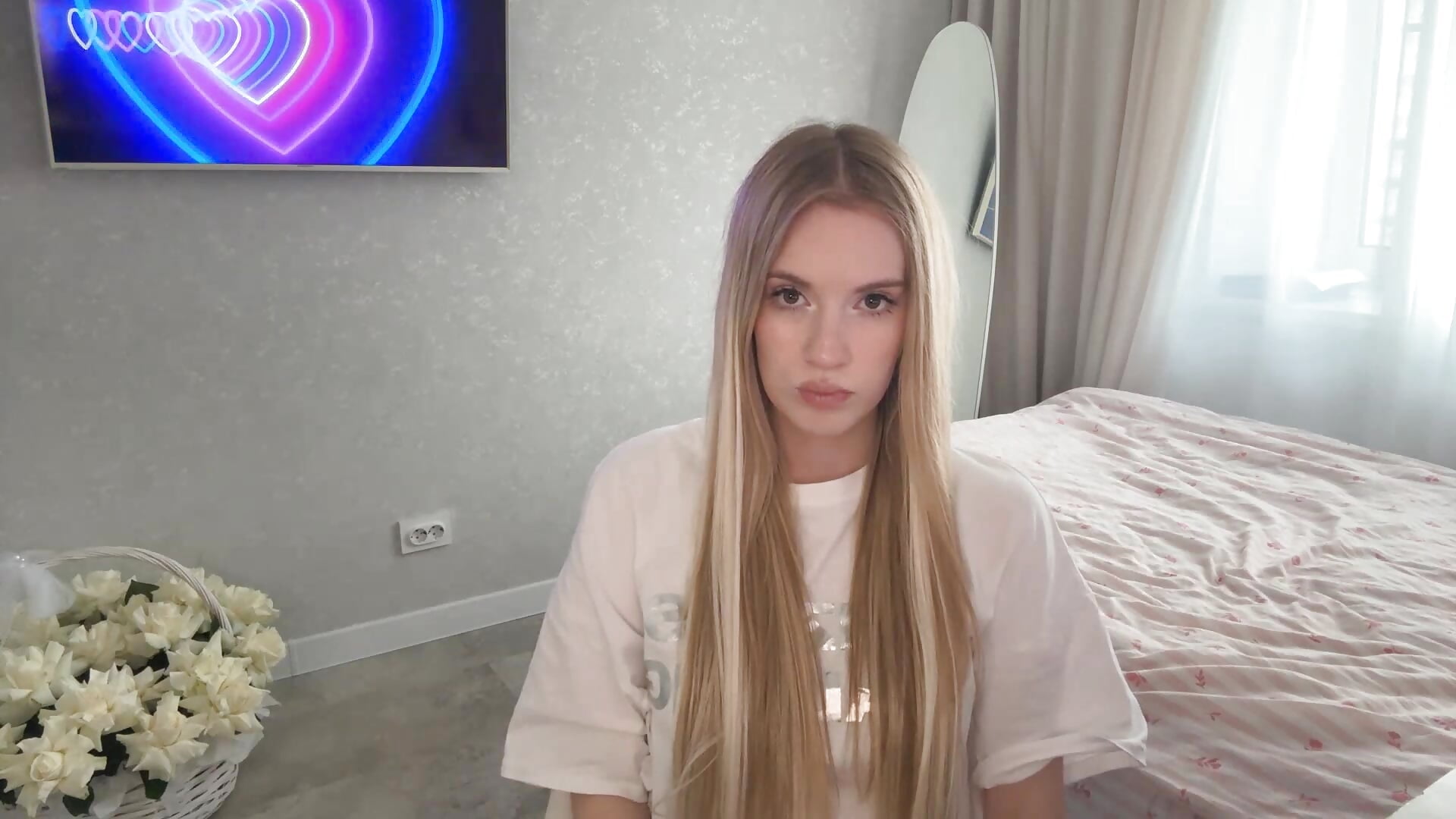 hi hi ^^ - فيديو من ShannaDiseth موديل الكام