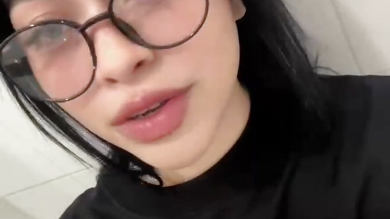 HI 💝 — filmik Isadoraasmx, modela(-lki) na kamerkach