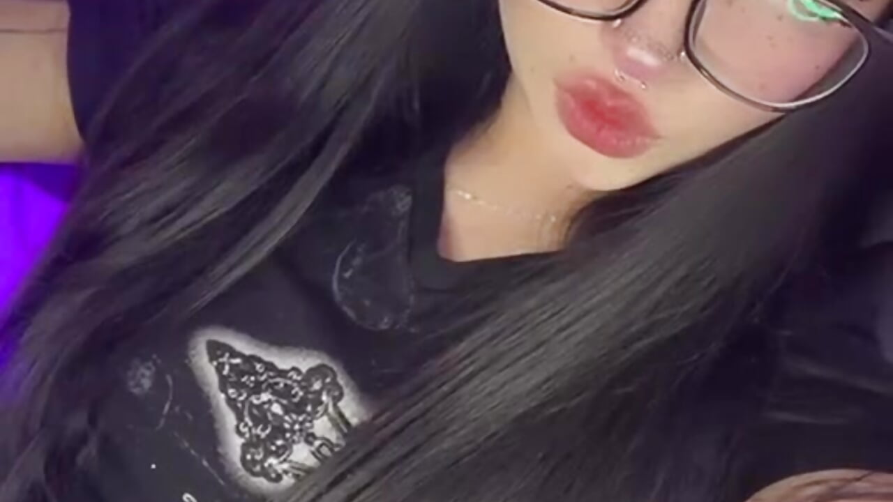 kisses🖤－カメラキャストのVammpyJanneの動画