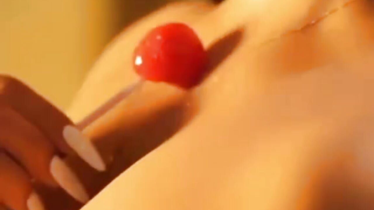 KNOW ME 😏🔥－カメラキャストのChloe_monroeeの動画
