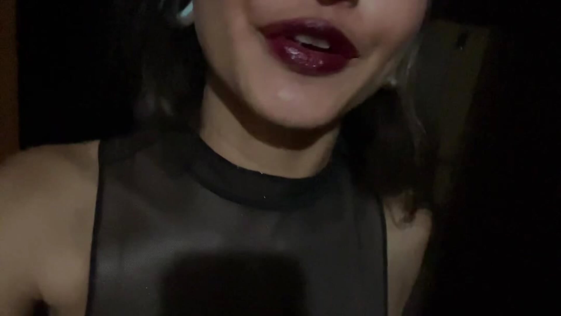 👀