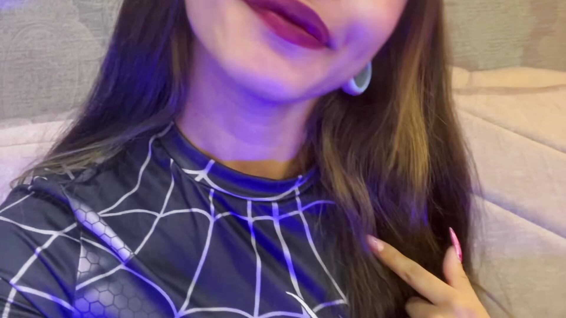 😁