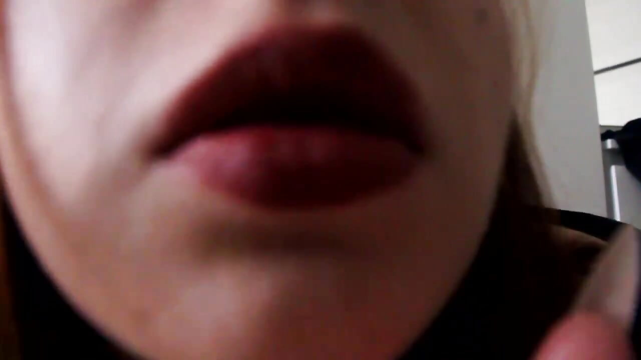 Me - clip cu Lilli_Cass model videochat