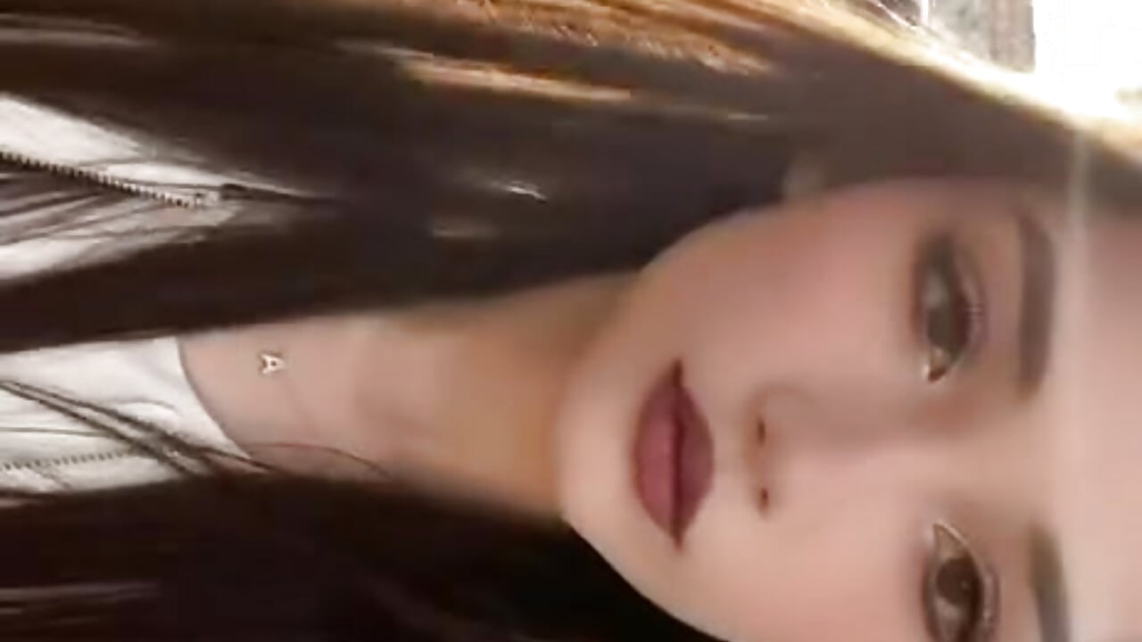 Sunshine <3 - video by RefereedHobble cam model