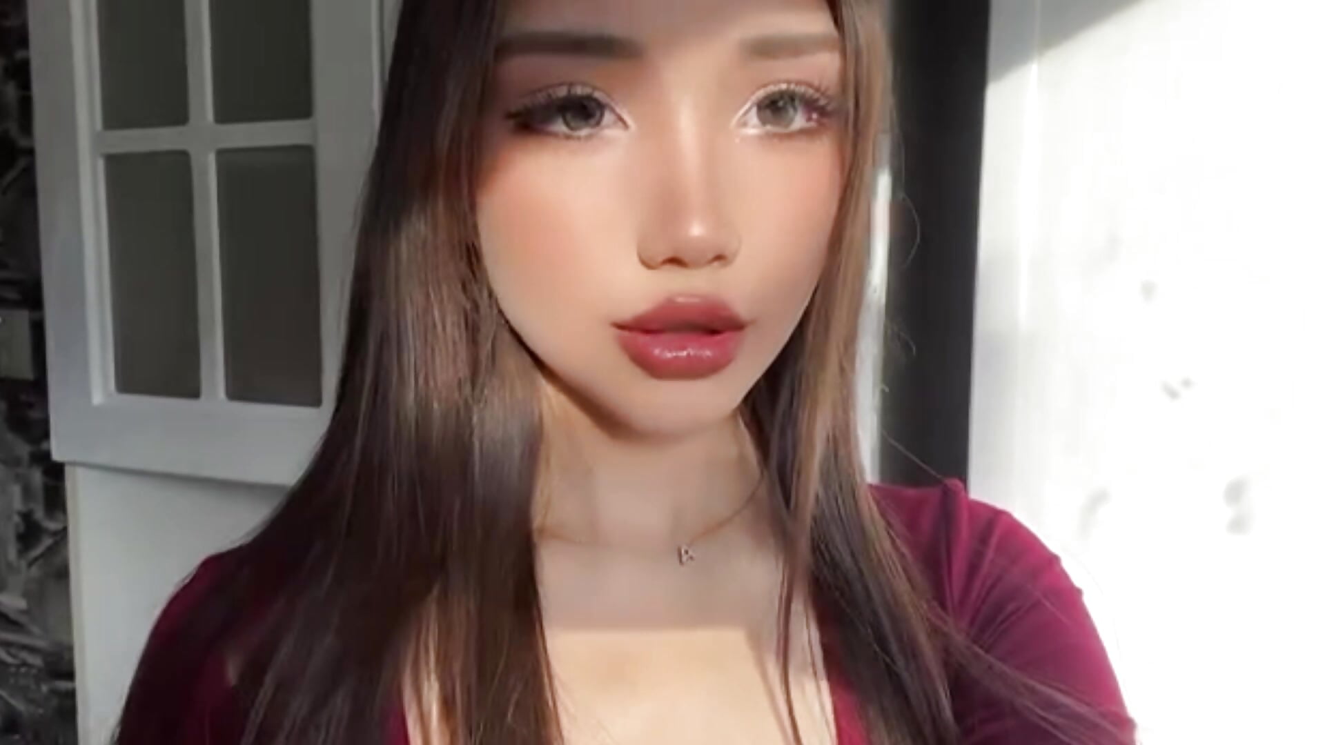Wonderful evening – video modela na kameri RefereedHobble