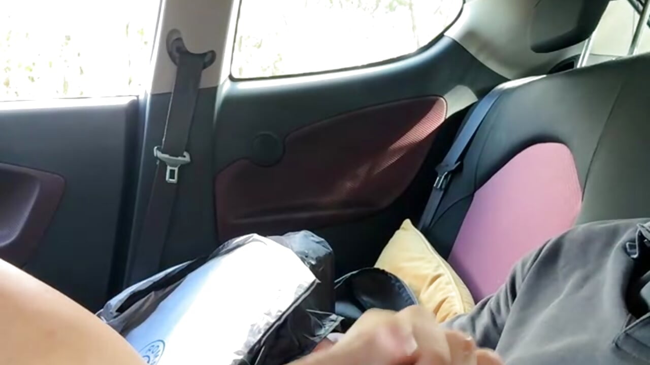 Flash dick in the car 😇 - clip cu simodepia model videochat