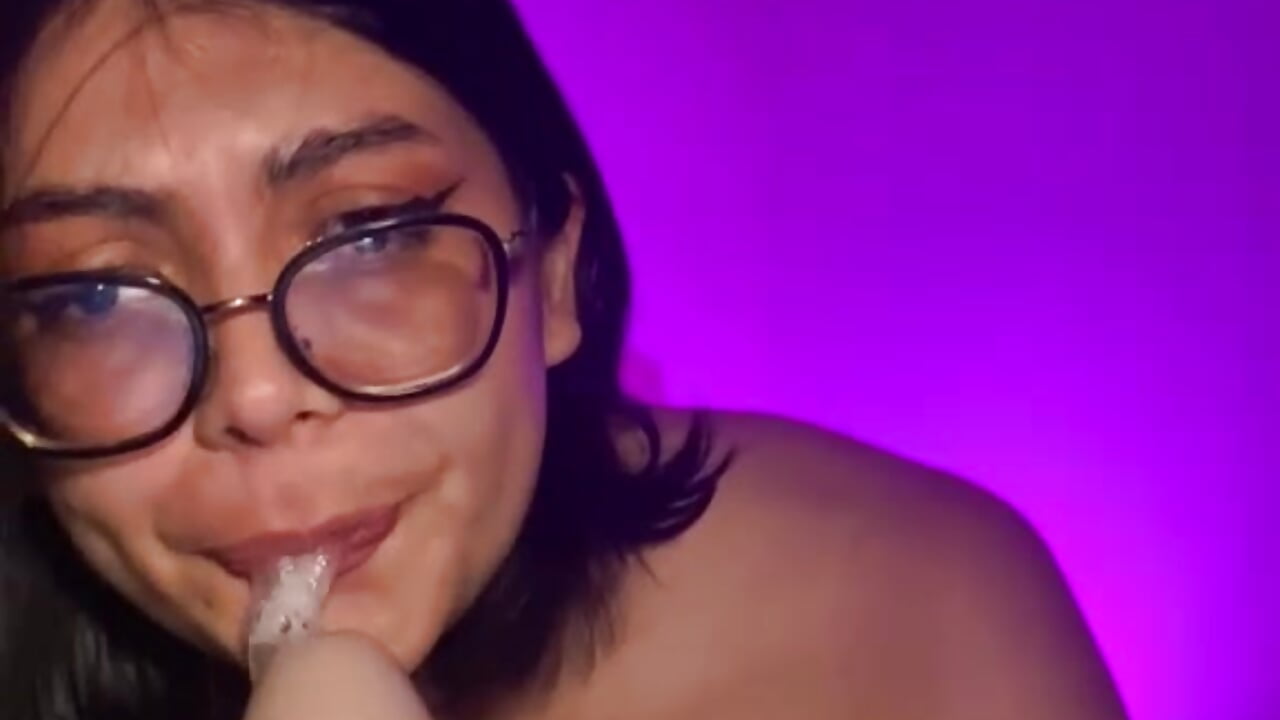 BIG DILDO IN MY MOUTH🥵
