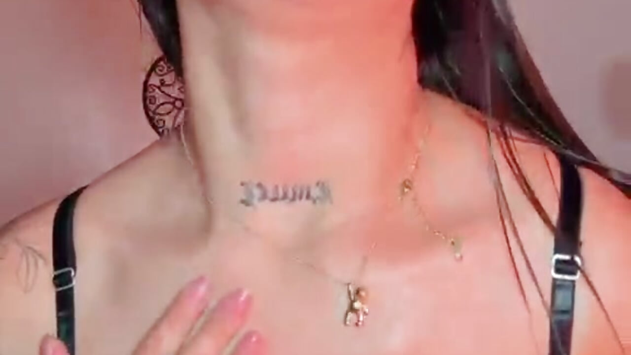 tattos - clip cu Sharon_Adamss