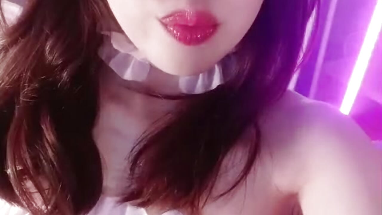 Pretty bunny 🩷😏 - video av LunaBelleth cam model