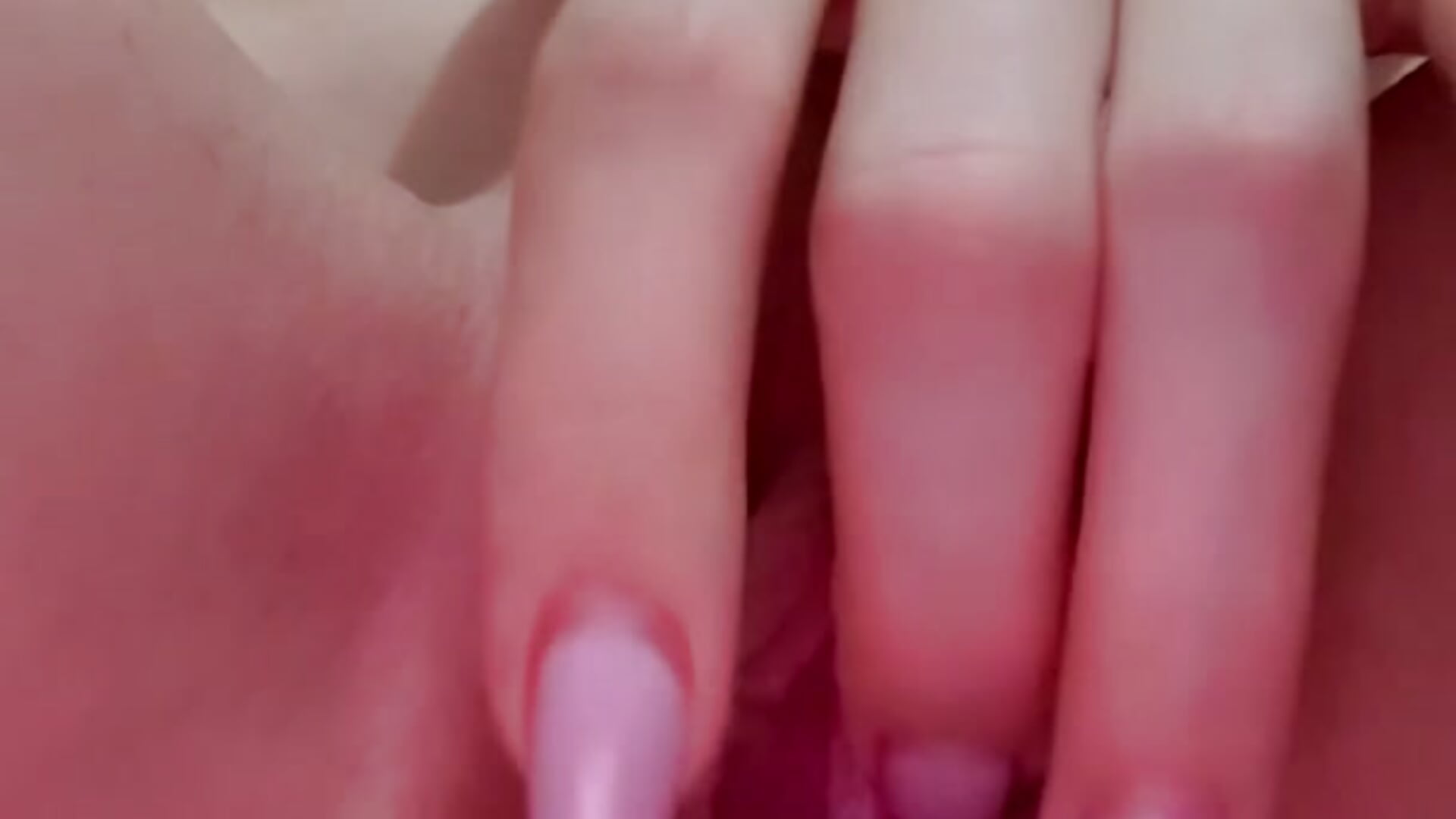 Dripping pussy 💦