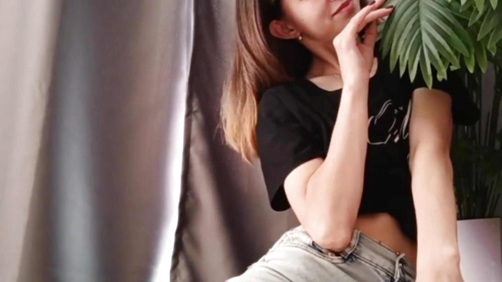 Permanent Vibe - Vídeo de ChristiaHorde, modelo de vídeos