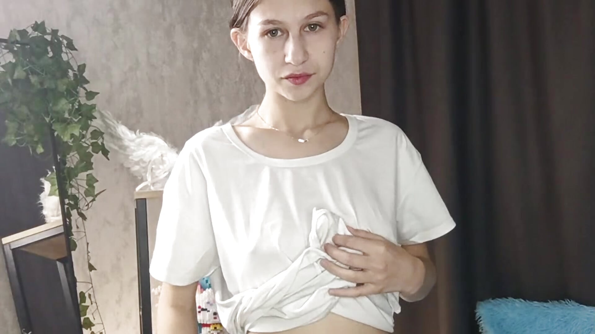 Too Cute to Behave – video af ChristiaHorde cam-model