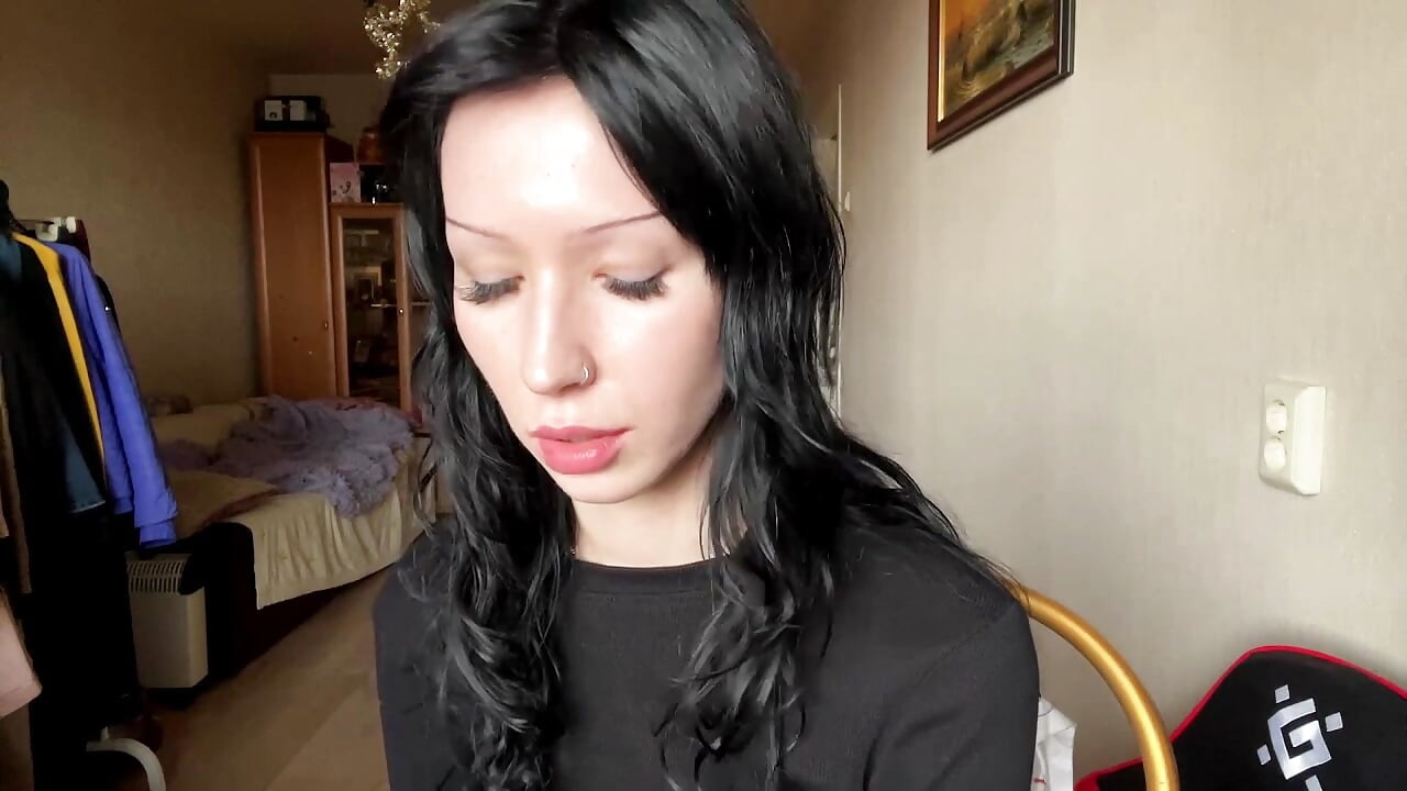 Little Moments 🎬 - video by DavidaStorino cam model