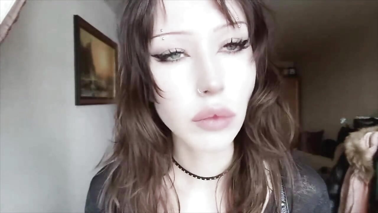 Daily Vibes ✨ - video by DavidaStorino cam model