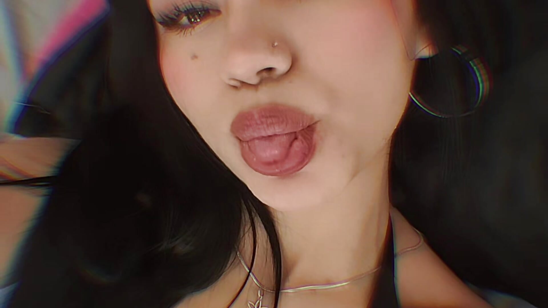 😘 – video af Dakota-fire