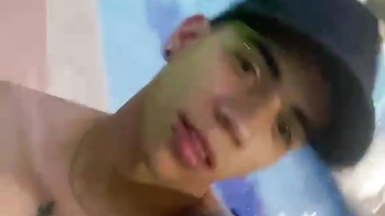 Guys_Latino_Hot adlı kamer modelinin viral videoları:  1973