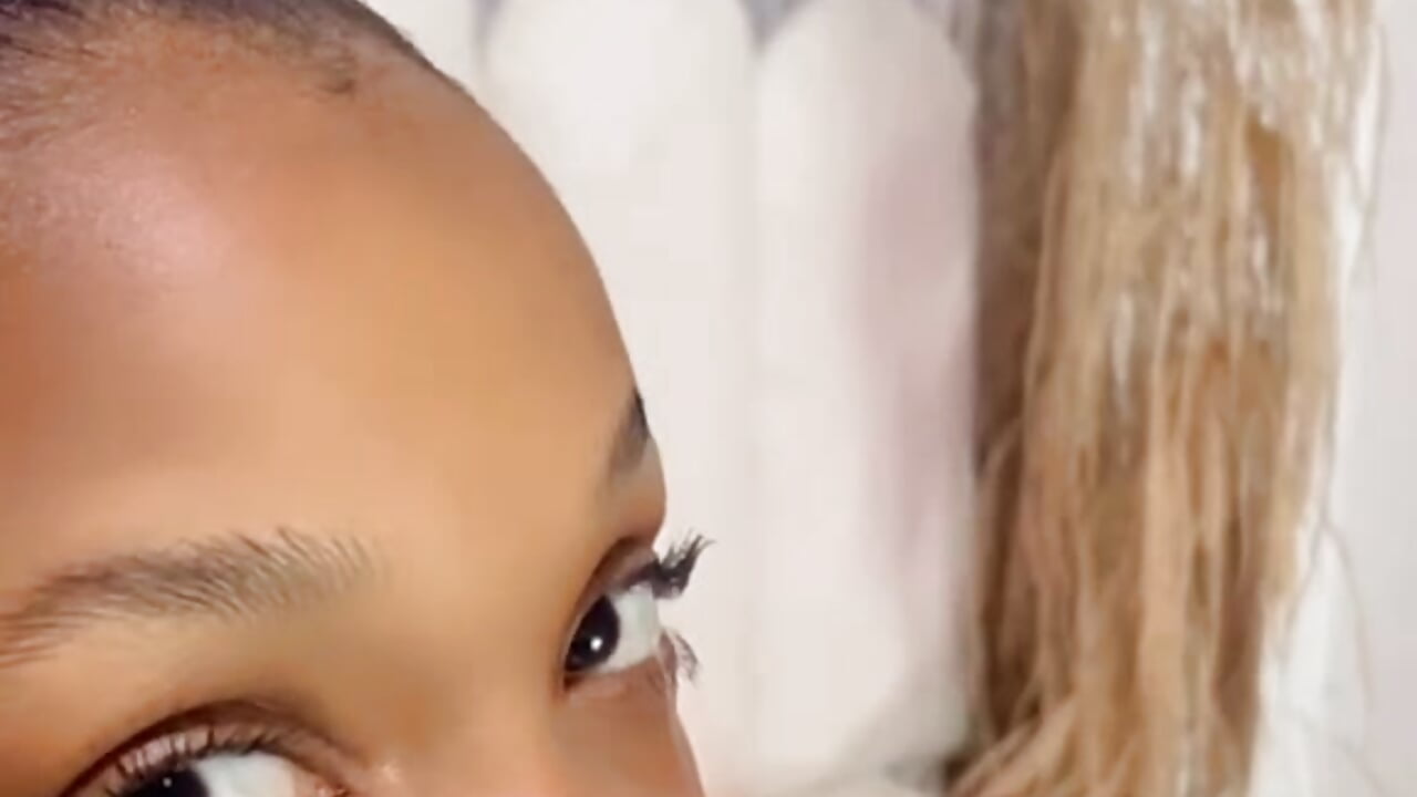 Piercing♥ – video od webkamerové modelky Adrina_07
