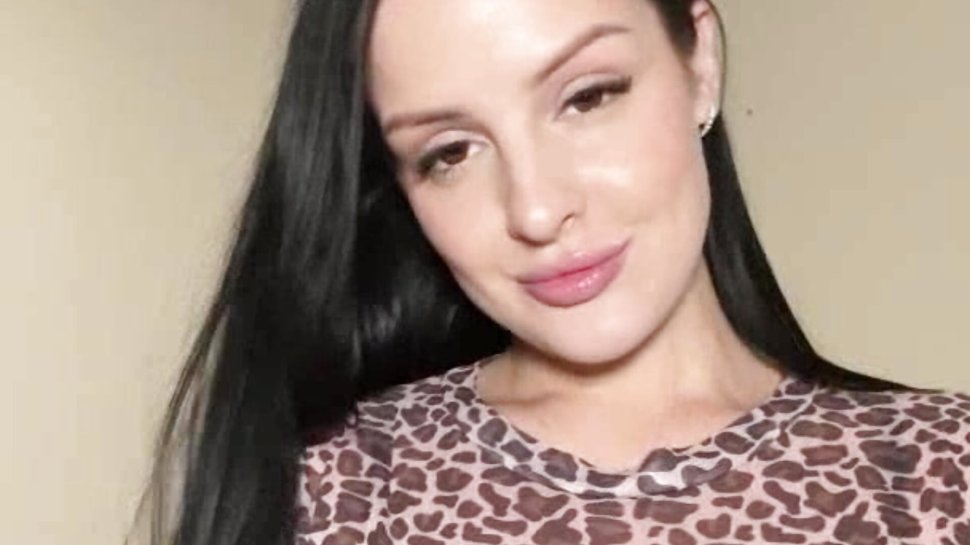 Add me to favorites - video by Evaryn cam model