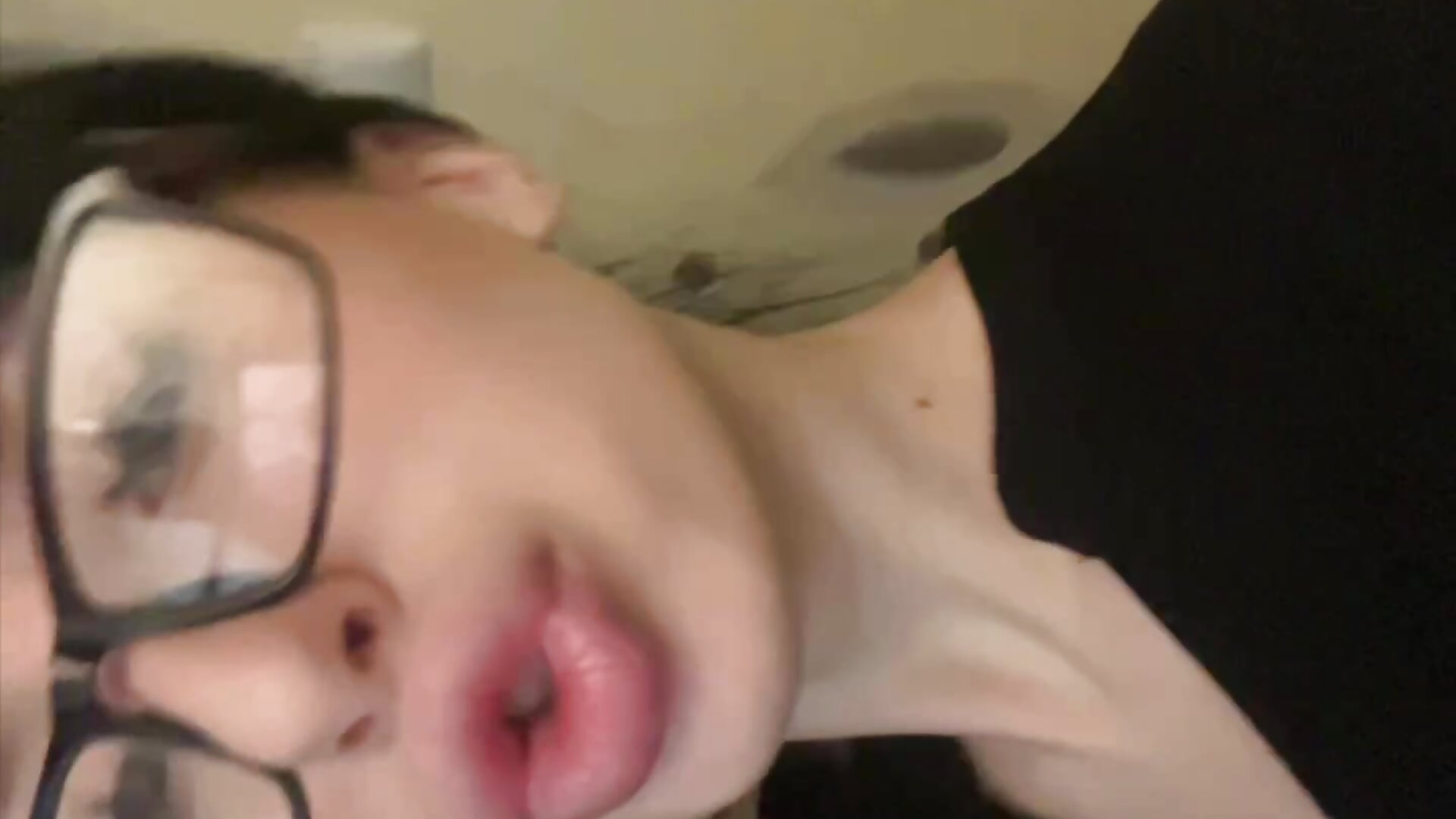 this video captures my vibe – video af CanarySol cam-model