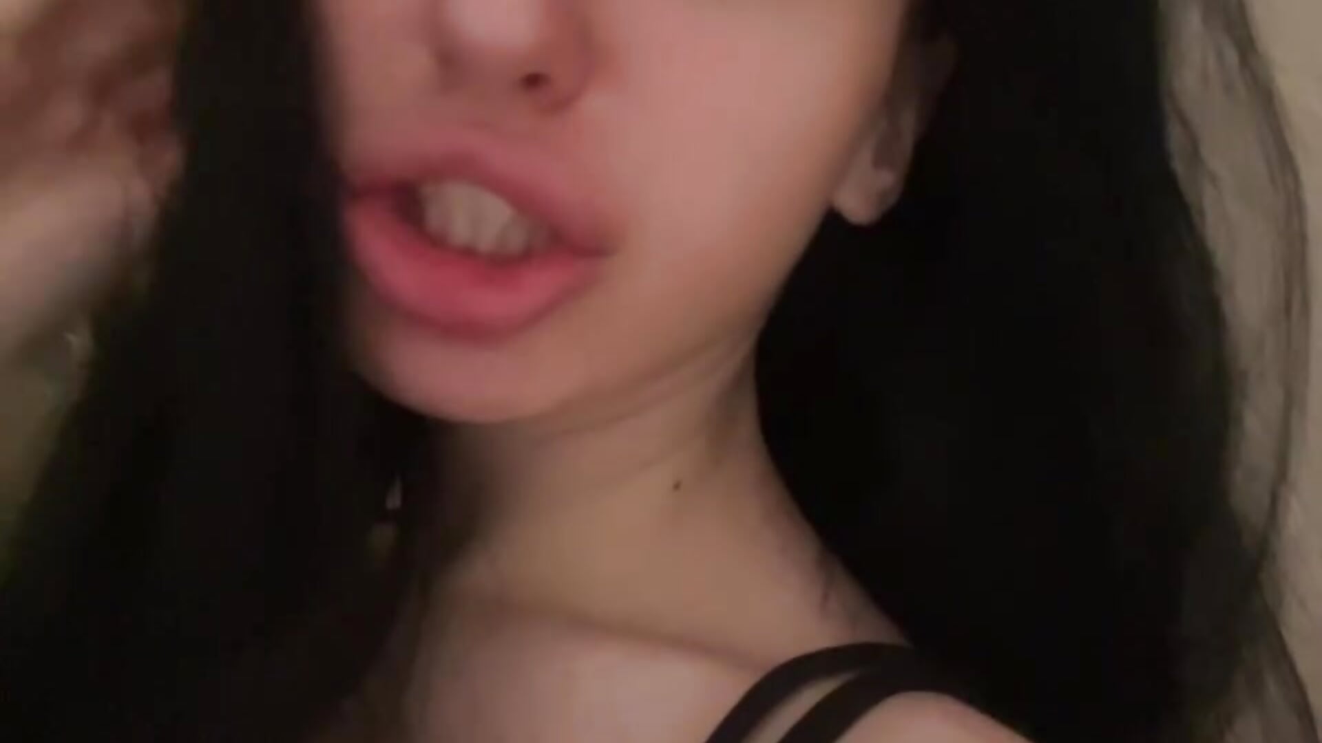 Like me? – video af CanarySol cam-model