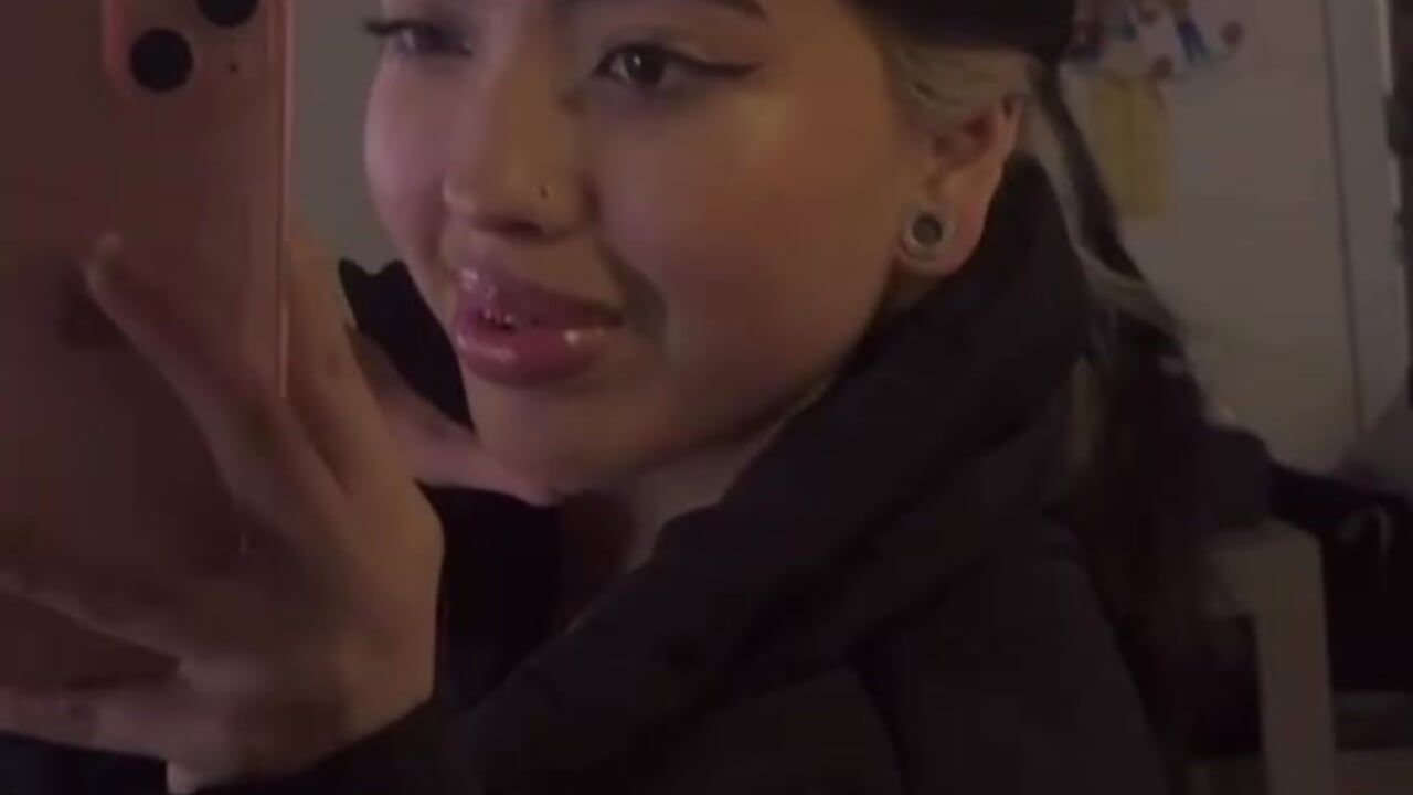 cute;p - video by Abril_gap cam model