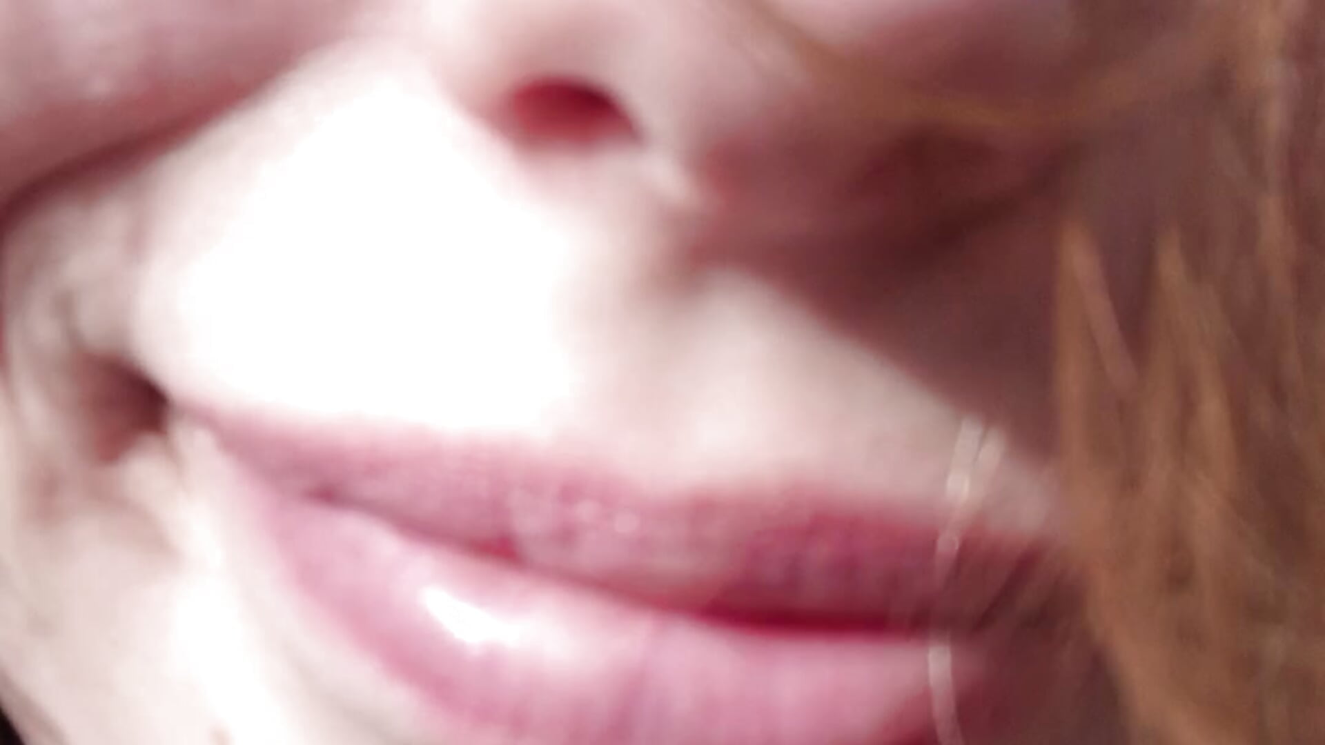 1000077364 - video oleh model kamera Passtilka