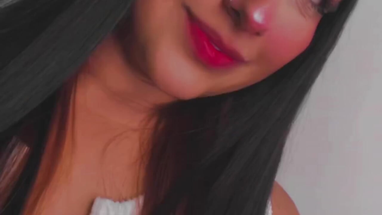 Cute💕– Sara_Blum kameramodell videója