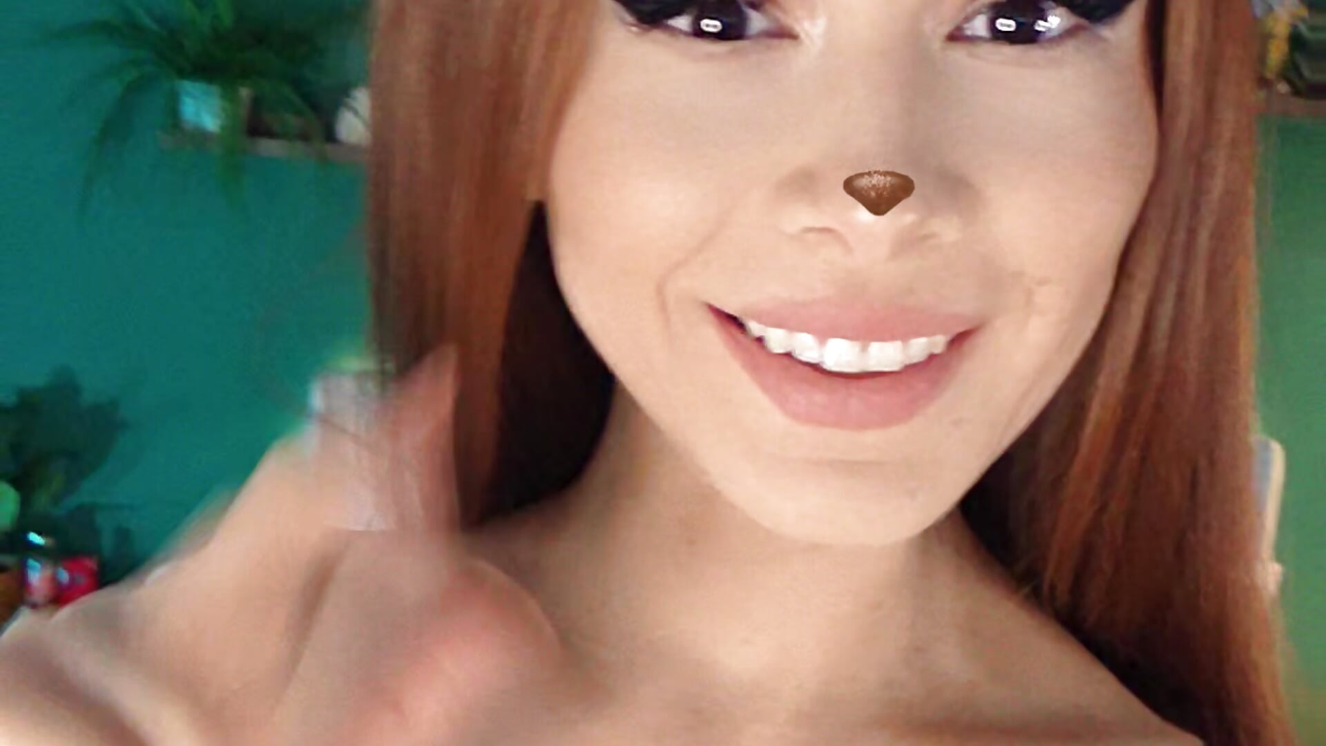 Quick Hello 👋 🤣🤪– AmbersFlame kameramodell videója