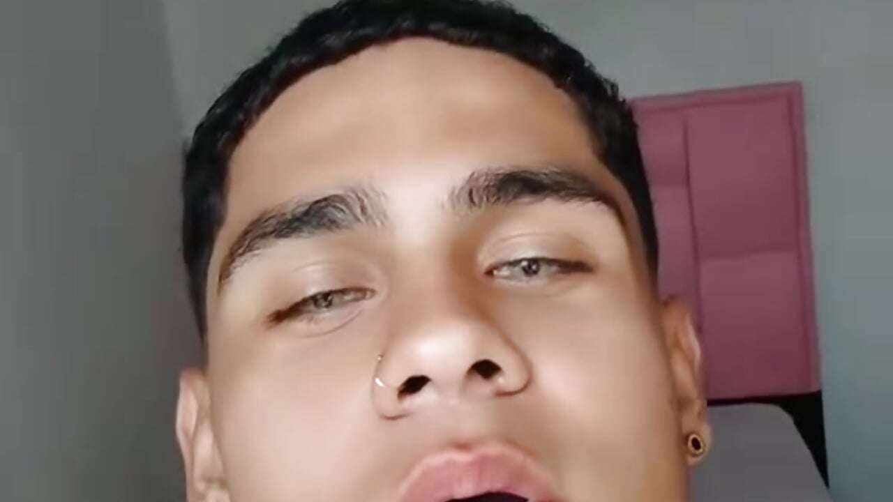 look me - video by Erick_bs cam model