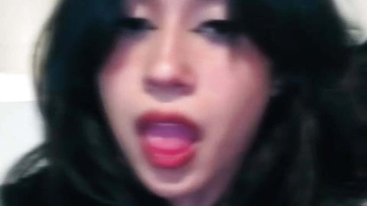 TONGUE.🫦 – video af _Star_02