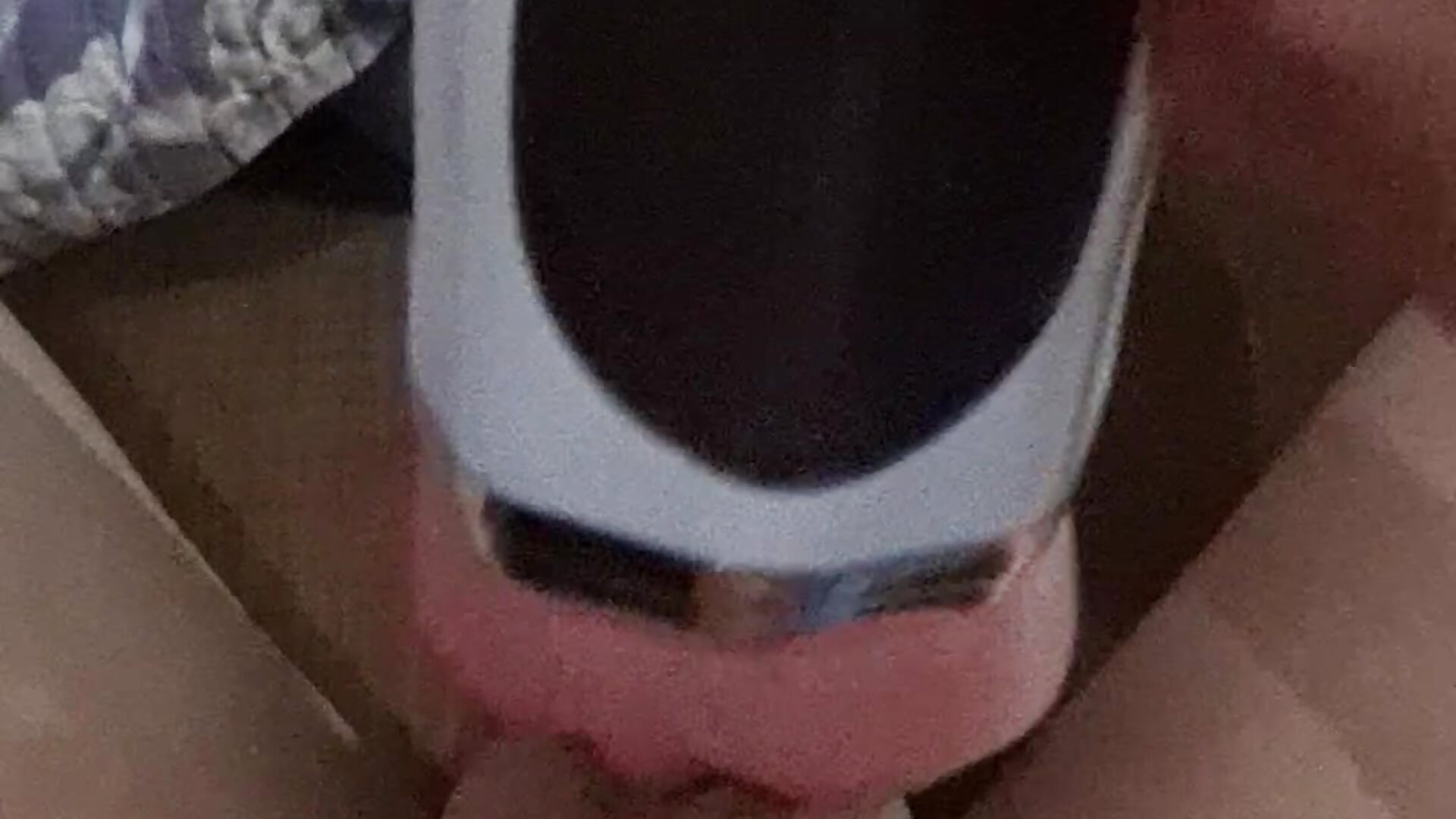 Khoai to sục với âm, sướng nhé-Big dick, put it in the vagina.