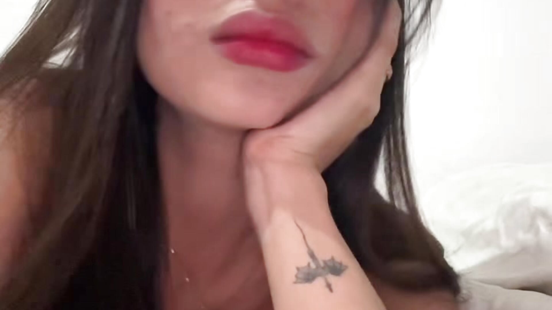 1ad6cd0b821f4d94b458e18fd0032e04 - video by Dulce_camii cam model
