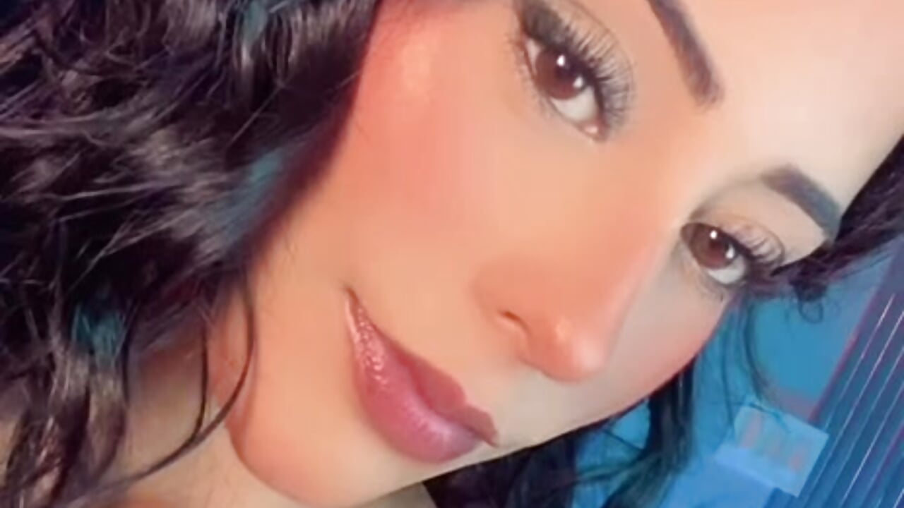 me 🔥 – video af emy_fg cam-model