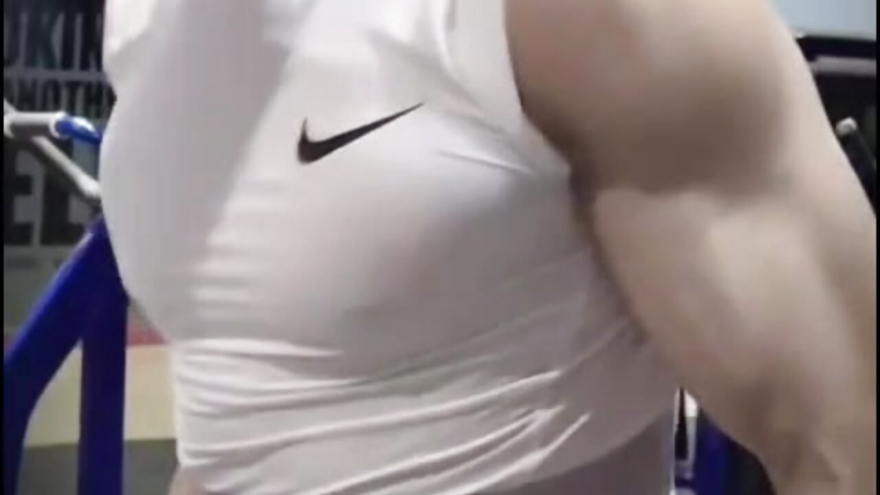 VIDEO_DOWNLOAD_1777911946823_1777911964629 - video by -Mainoo- cam model