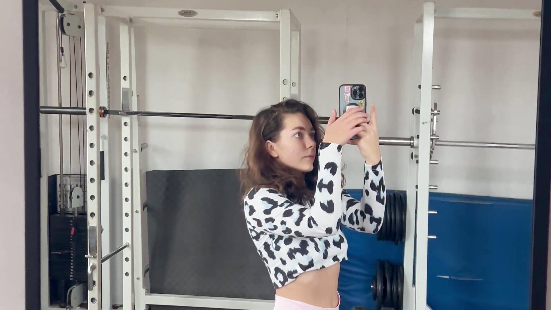 Self-admiration😍 — filmik HoneyWithHeat1, modela(-lki) na kamerkach