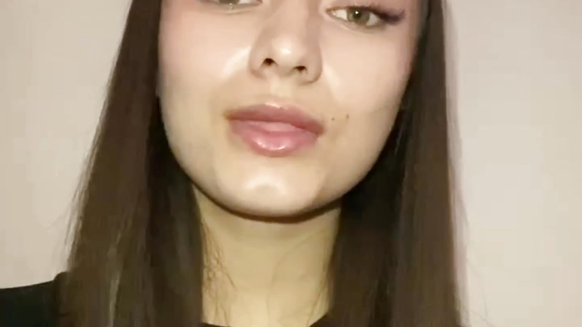 Sweet Mood 💕 – video od webkamerové modelky SecretLinaX