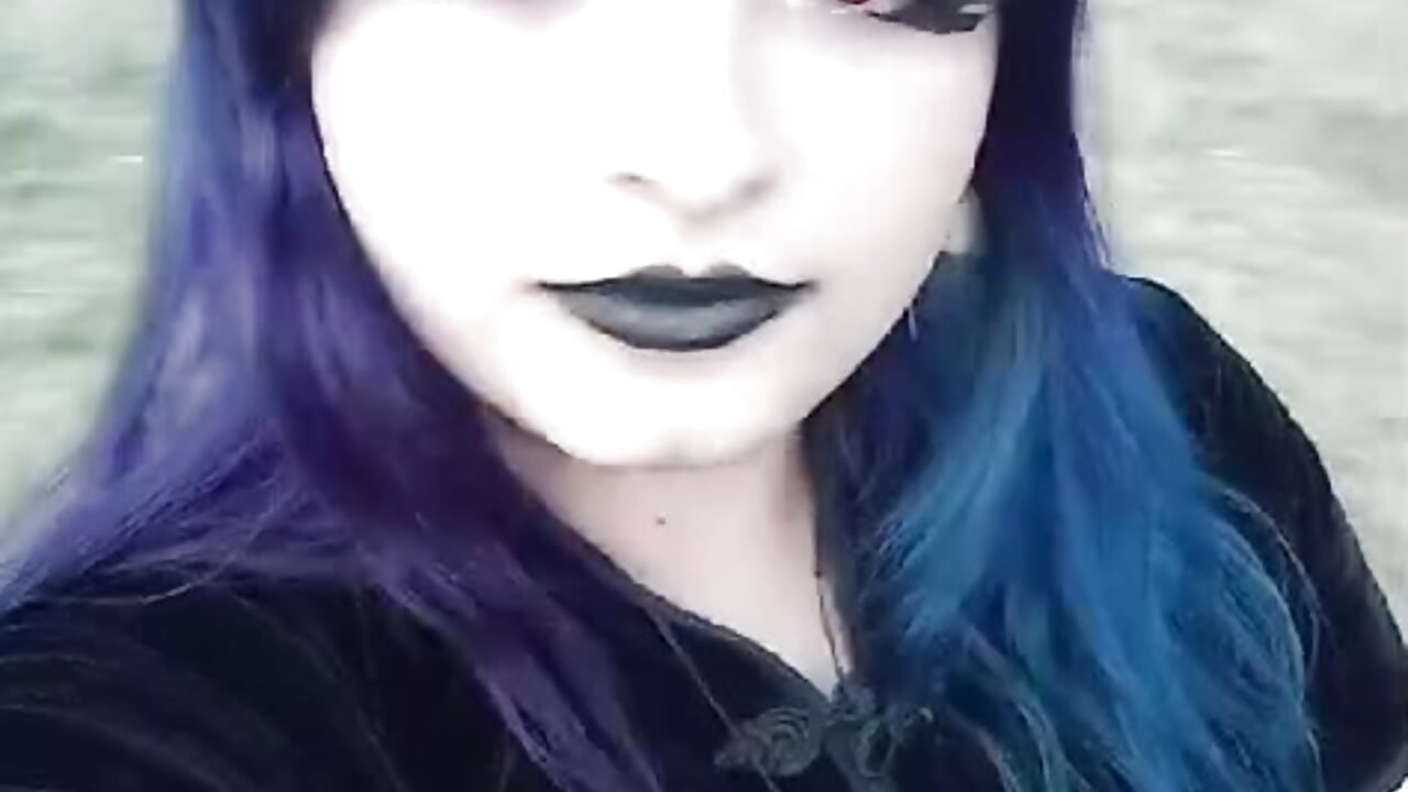 You like my heart🙈🔥 - video by Violeta_Tepes cam model