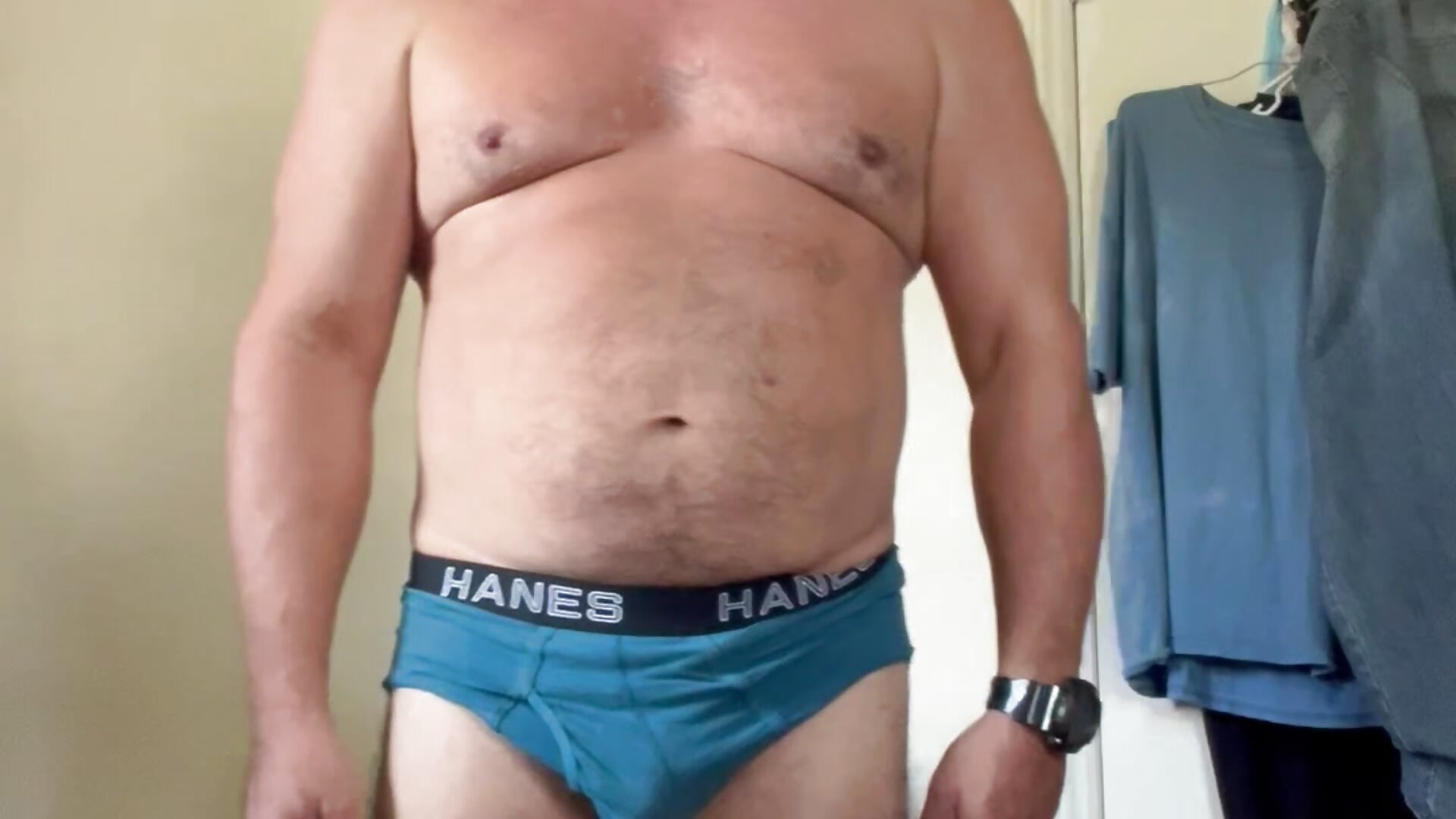 Gilbert - video oleh model kamera Gilbert2014