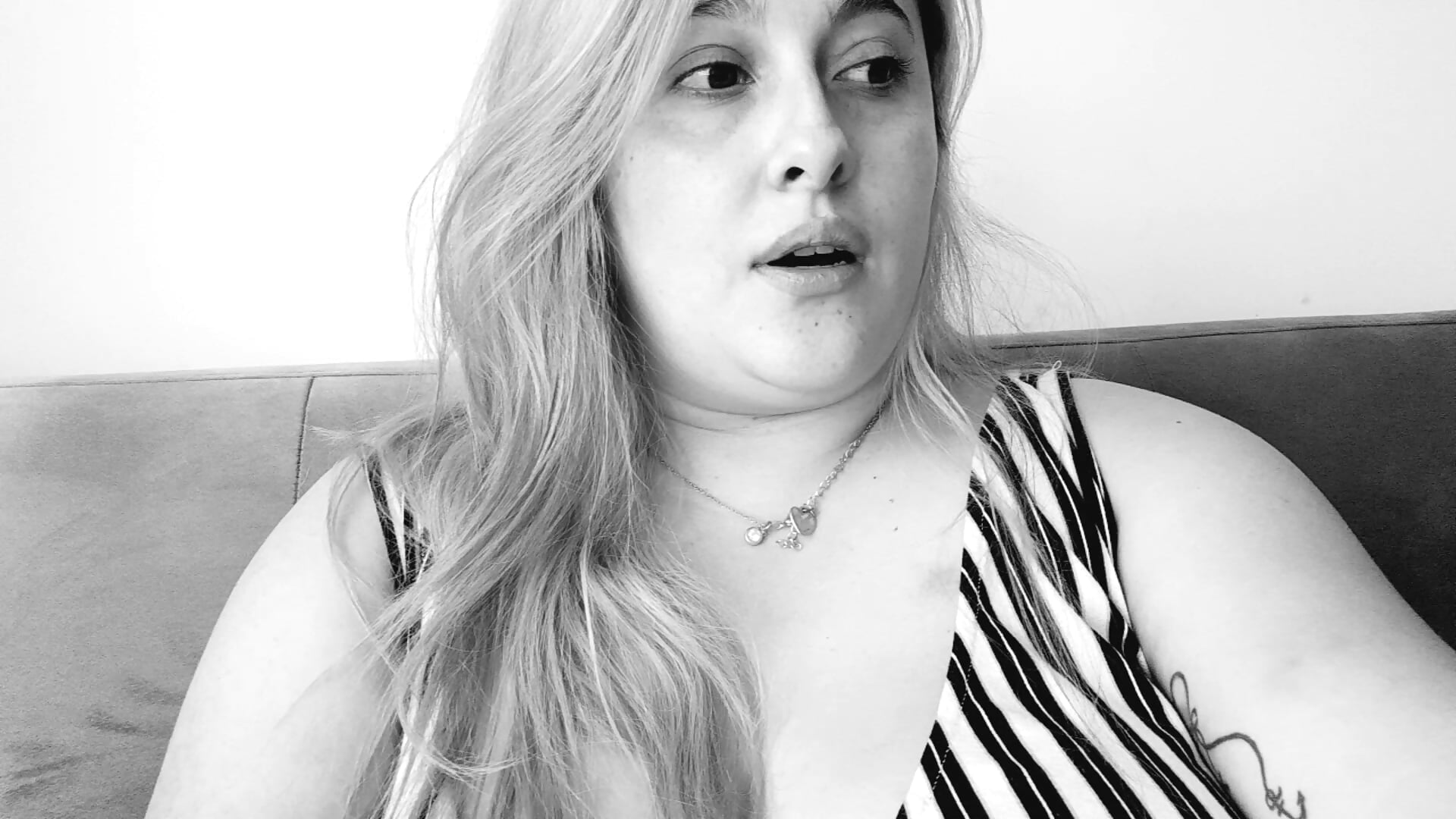 ABOUT ME  1 - video by A-my cam model