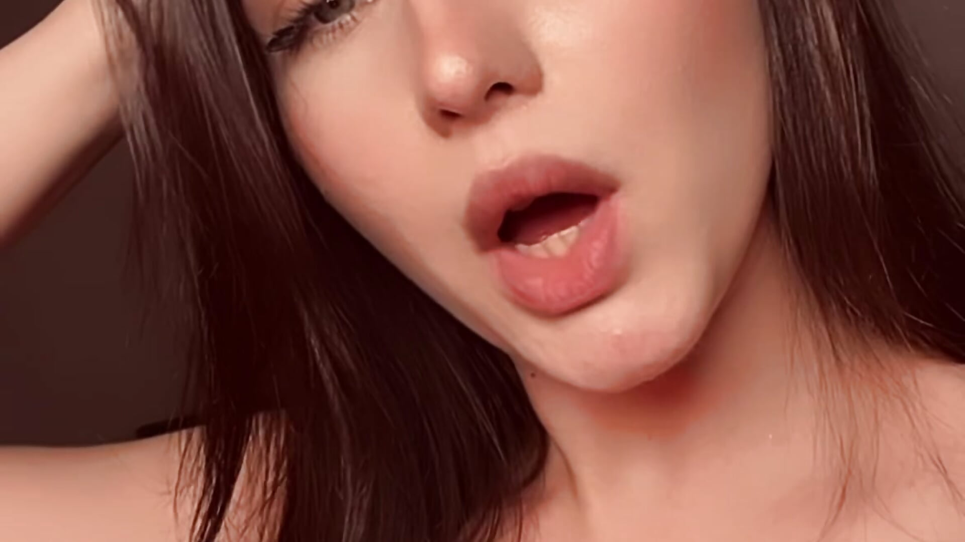 Touch Me – video af VanessaCelestis cam-model