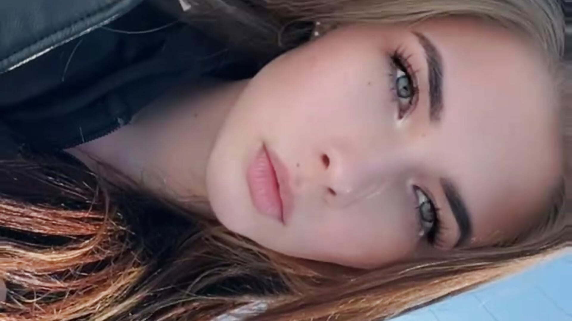 kiss you – video af VanessaCelestis cam-model