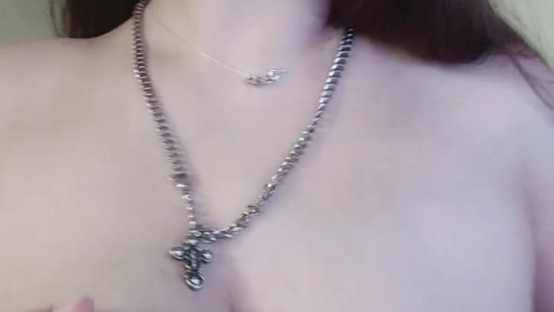playing with tits - video by ElisionPrayM cam model