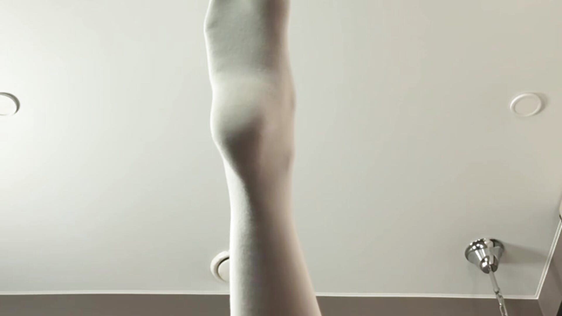 Look at my legs and dream about my pussy💦