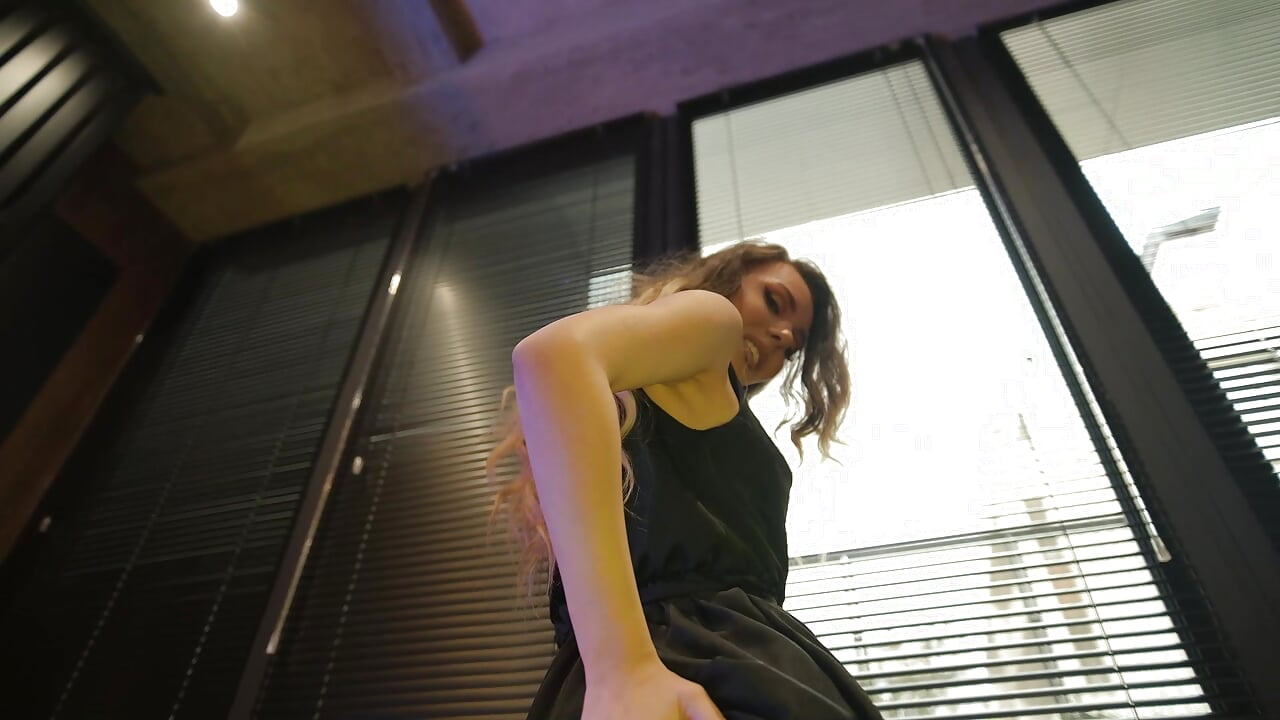 🤫enjoy the view - clip cu MetishaDusk model videochat