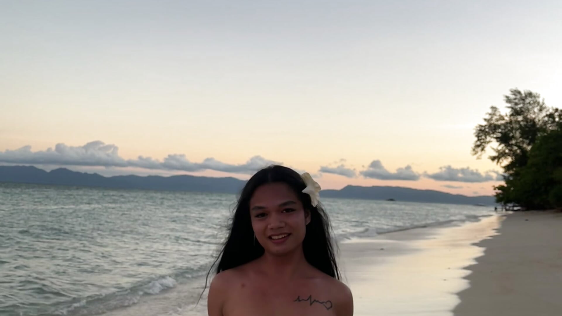 🌊 - video by Naya_Hilton