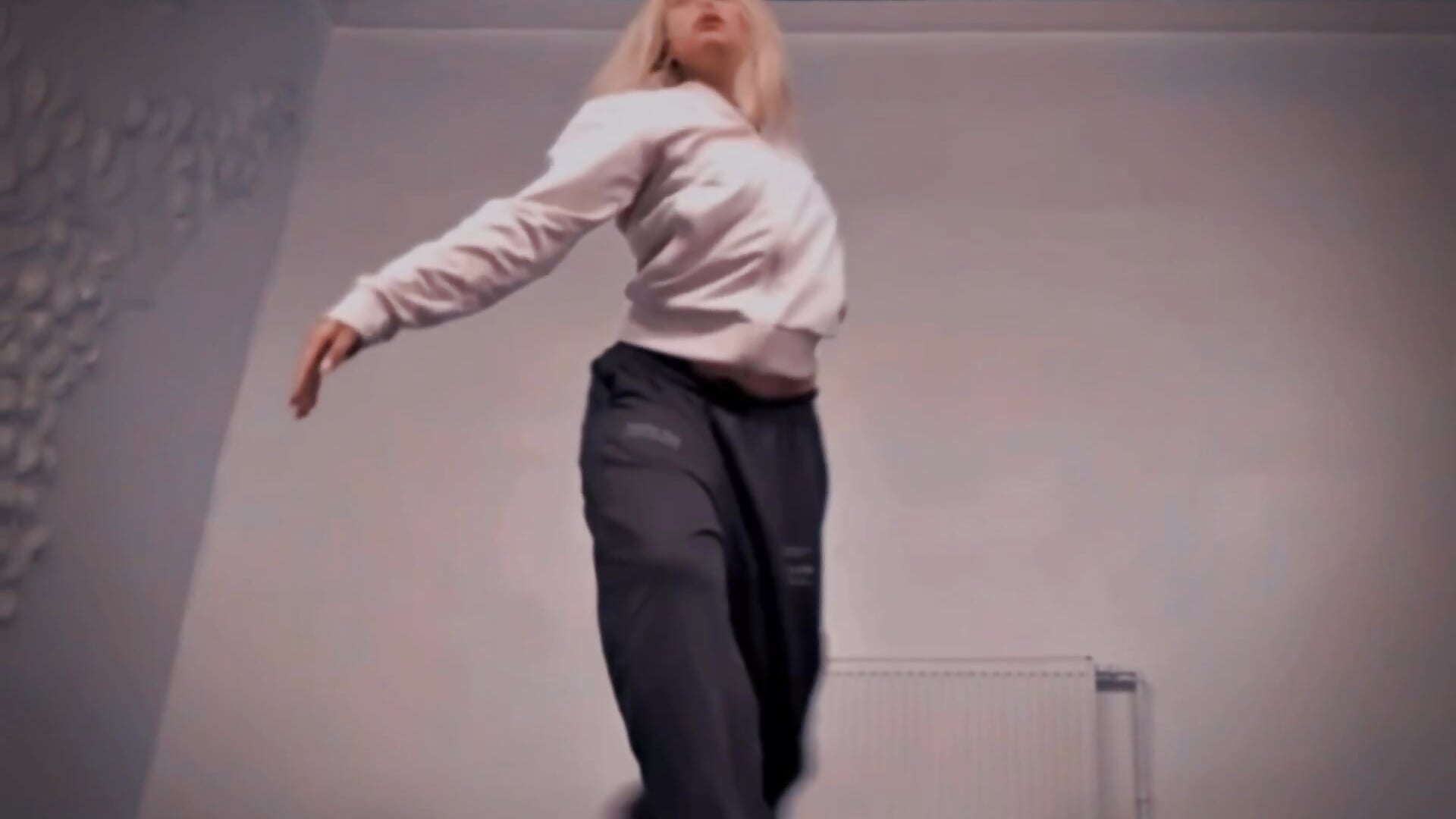 I'm dancing :* - video by JenGinanni cam model